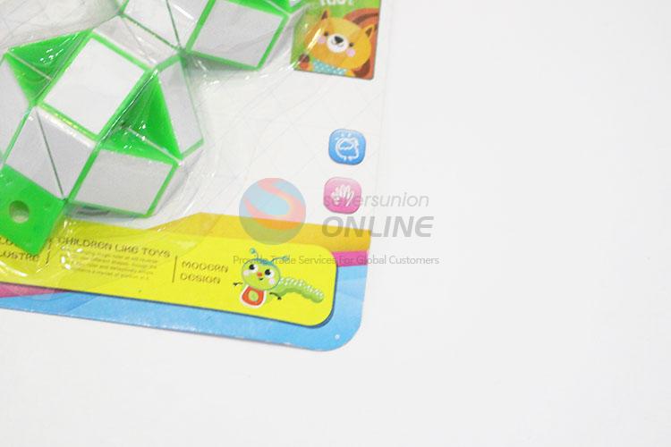 Wholesale Custom Green and White Color Educational Speed Magic Peanut Shaped Toys Twist Cube Puzzle Toys