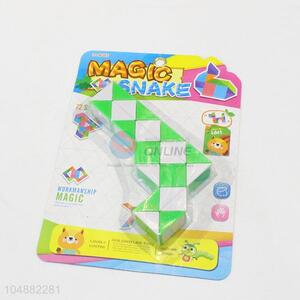 Hot Sale Green and White Color Educational Speed Magic Snake Toys Twist Cube Puzzle Toys