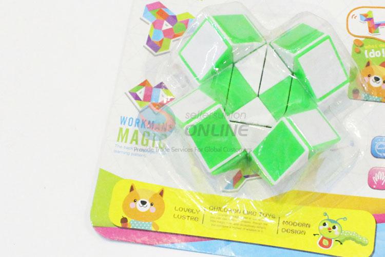 China Factory Price Green and White Color Educational Speed Magic Stool Shaped Toys Twist Cube Puzzle Toys