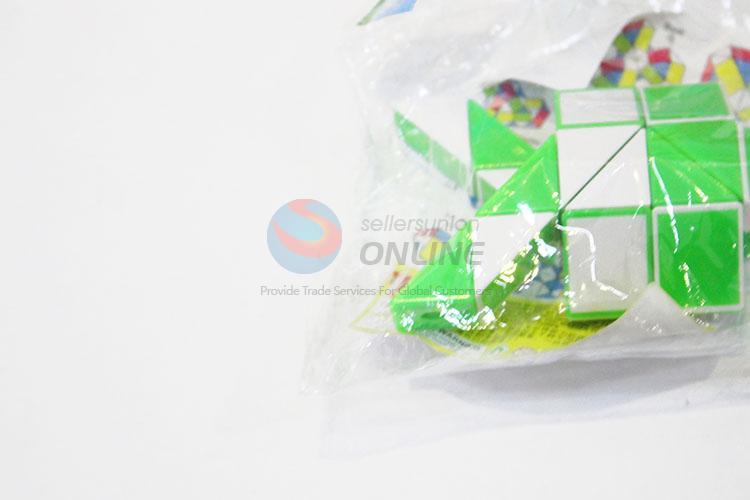 Fashion Style Green and White Color Cute Educational Speed Rocket Shaped Toys Twist Cube Puzzle Toys