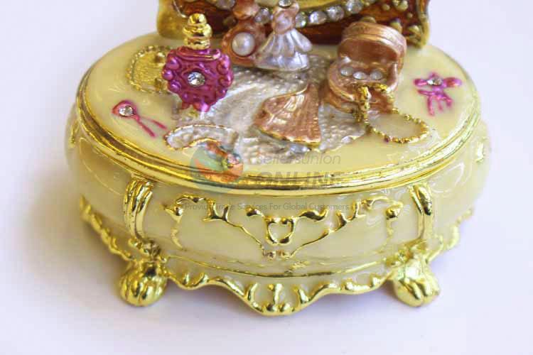 Fancy Design Exquisite Metal Alloy Jewelry Trinket Box