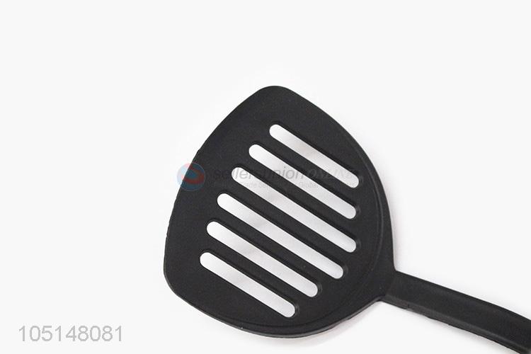 High quality promotional kitchen utensil slotted turner leakage shovel