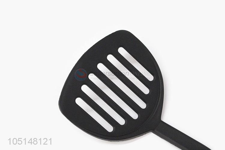 Factory sales kitchen utensil slotted turner leakage shovel