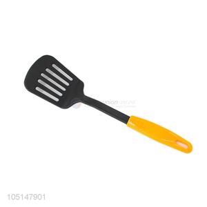 Wholesale cheap kitchen utensil slotted turner leakage shovel