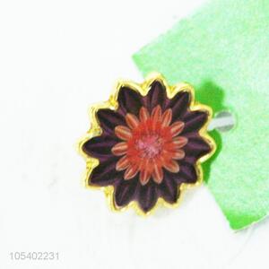Best Selling Flower Badge for Woman