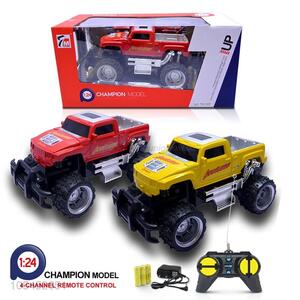 Popular promotional 1:24 remote control car w/ batteries