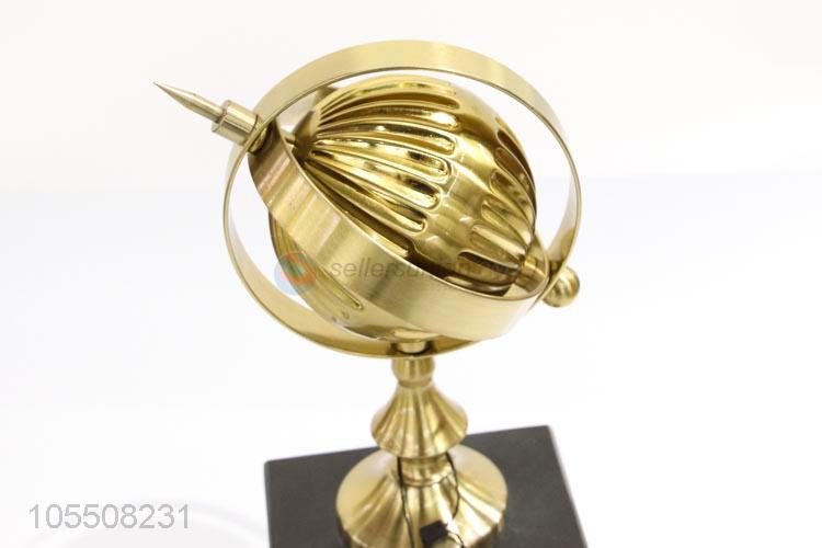 Professional suppliers golden iron decor crafts with rotatable ball