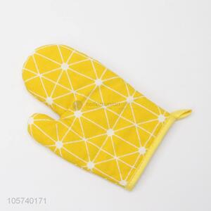 New Advertising Yellow Cooking High Temperature Oven Glove