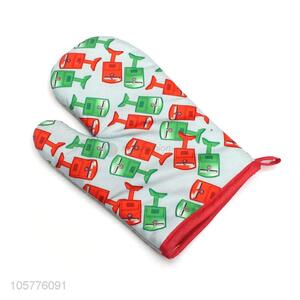 New design microwave oven heat insulated glove printed oven mitt