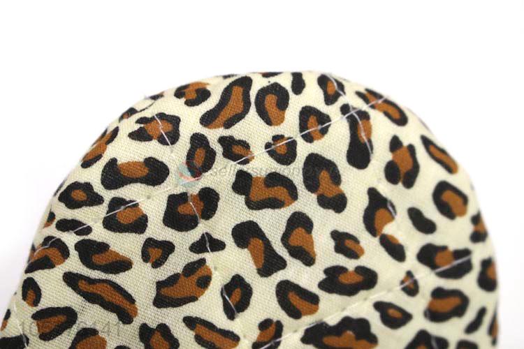 Low price microwave oven insulated leopard hand gloves for kitchen