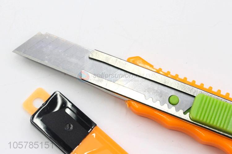 Colorful Retractable Cutter Knife With 5 Pieces Cutter Blade Set