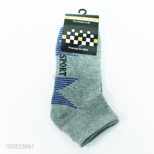 China manufacturer men sports socks for summer