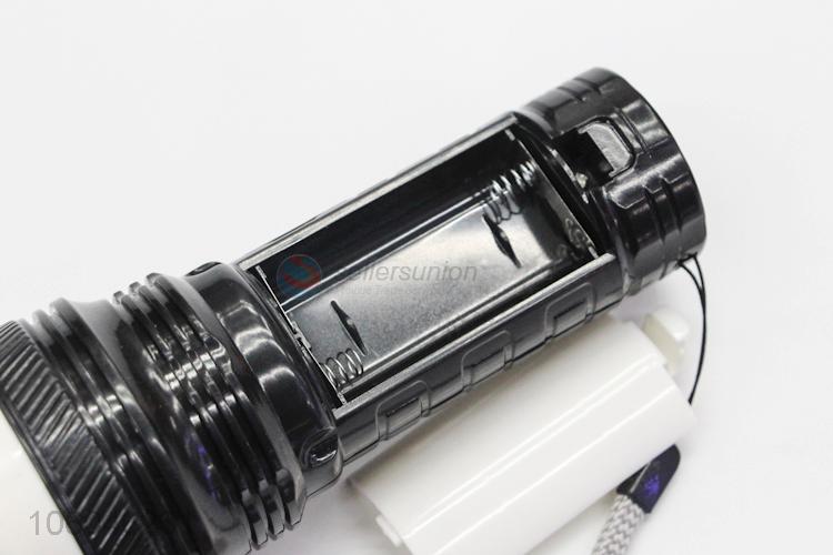 Best selling family use led flashlight with battery