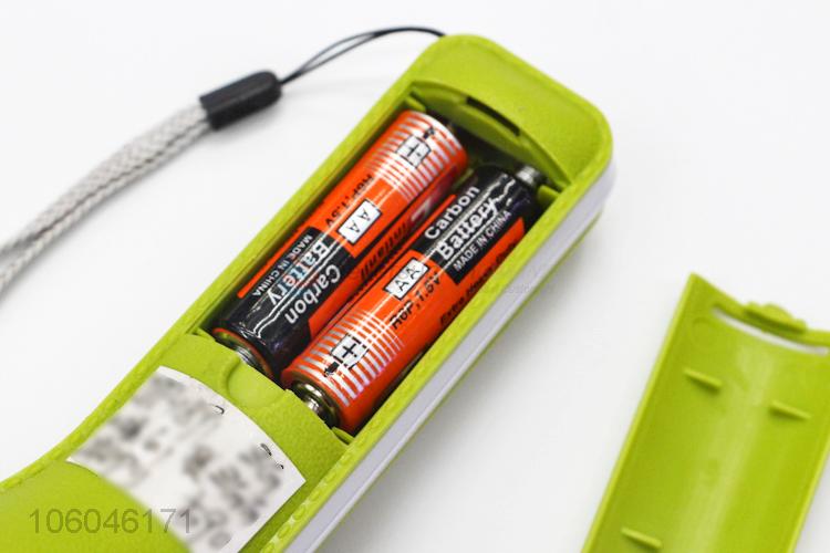 Cheap plastic battery bright led flashlight