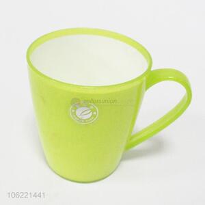 Premium quality plastic brushing cup plastic mug