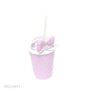 High Quality Bowknot Design Plastic Cup With Straw