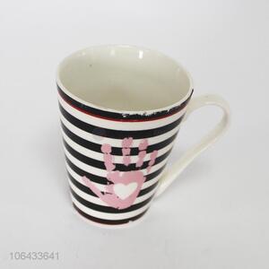 Factory price back and white stripes ceramic cup with handle