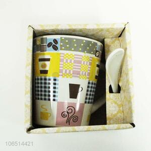 Wholesale Cute Expression Coffee Ceramic Cup with Spoon