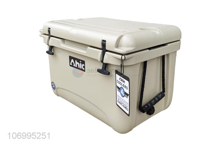 Latest arrival 35L food grade enviromental material insulated box cooler box