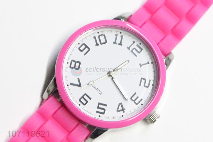 Wholesale Fashion Wrist Watch With Soft Leather Band