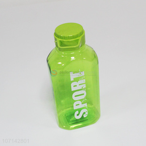 Wholesale Green Water Bottle Fashion Plastic Bottle