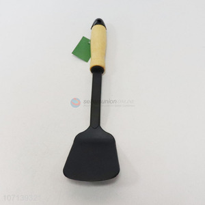 Wholesale Durable Frying Turner Frying Spatula With Wooden Handle