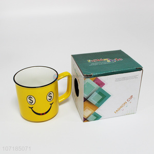 Wholesale durable cute emoji pattern ceramic cup ceramic milk mug