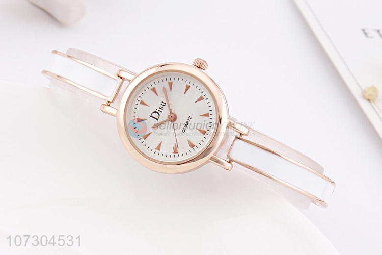 Hot Sale Alloy Wrist Watch Fashion Ladies Wristwatch