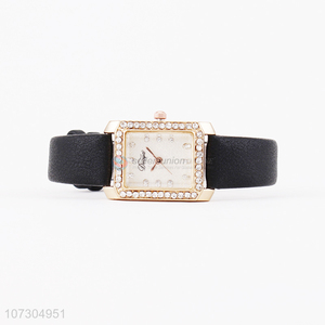 High Quality Soft Watchband Wrist Watch For Women