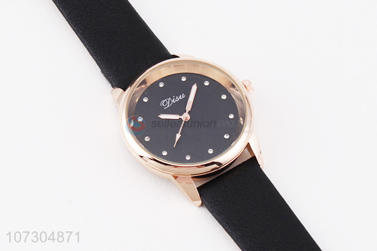 Wholesale Round Dial Wrist Watch Casual Wristwatch