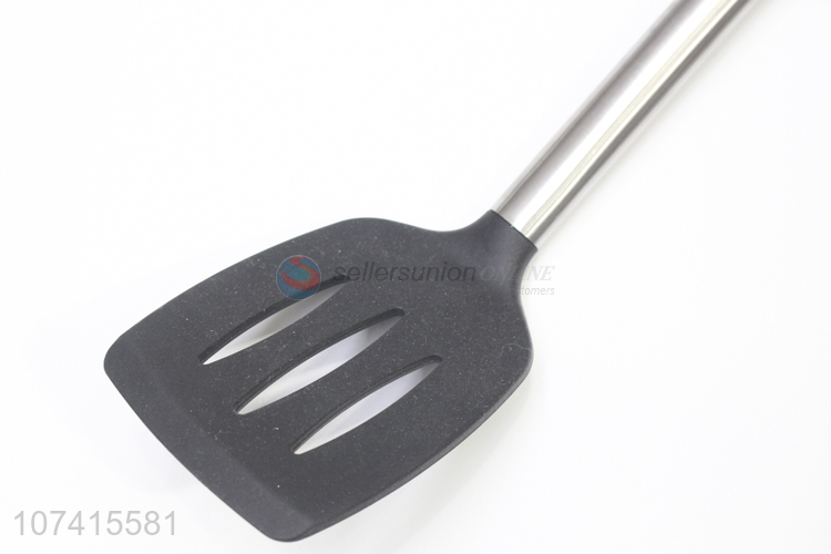 Wholesale Stainless Steel Handle Silicone Leakage Shovel