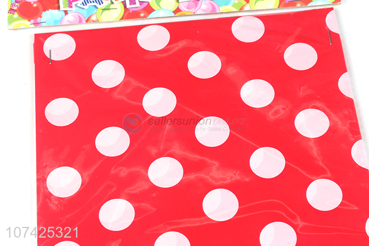 Top products polka dot pattern disposable plastic table cloth table cover