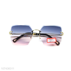 Unique design ladies gradient uv 400 sunglasses frameless eyeglasses