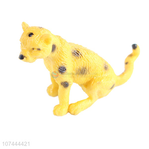 Wholesale cheap realistic animal model toy tpr leopard toy