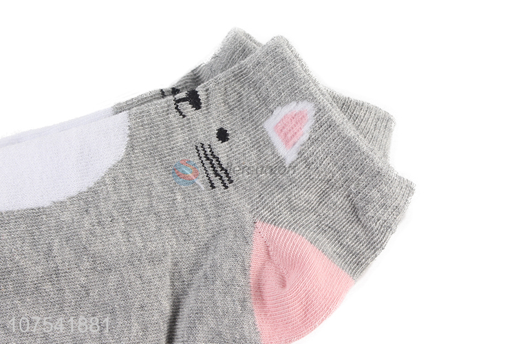 Cute Design Breathable Cotton Socks Fashion Ladies Short Socks