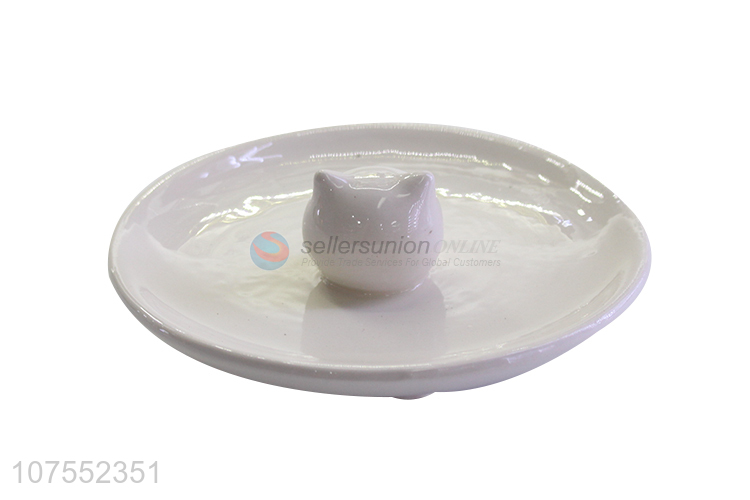 Competitive Price White Ceramic Plate With Cute Cat Decoration