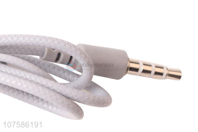 Low price universal mobile handsfree headphone wired earphone