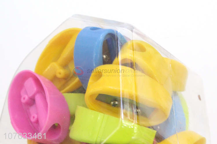 Hot Selling Colorful Oval Pencil Sharpener For Students