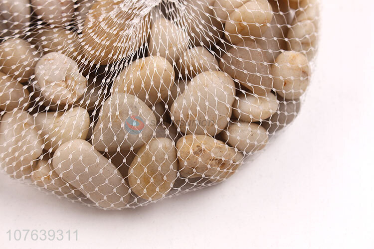 Factory direct decorative materials yellow and white pebbles