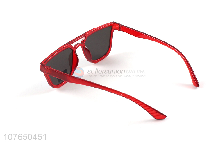 Custom Red Frame Trendy Sun Glasses With Good Quality