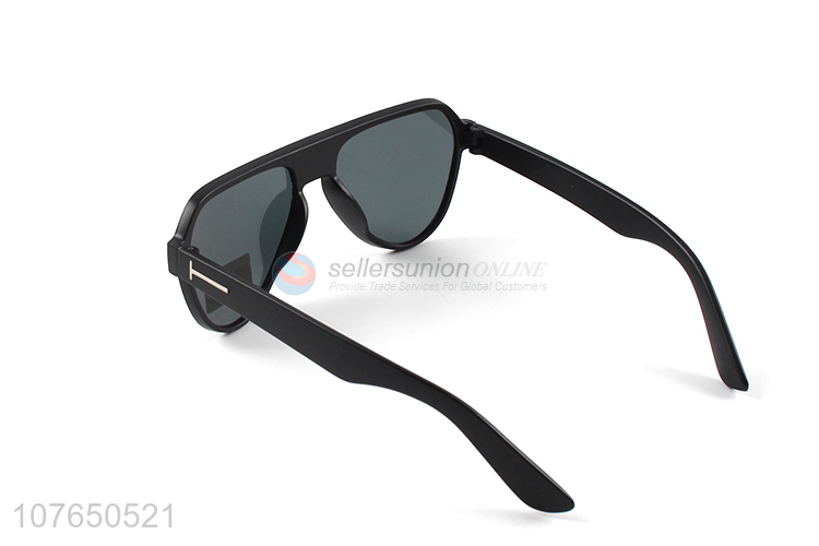 Custom Man Women Sunglasses Fashion Shades Sun Glasses Wholesale