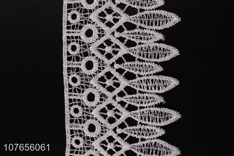 Top quality white lace ribbon for clothing decoration