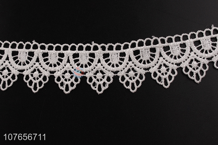 High quality beautiful repeated flower lace trimming for garment