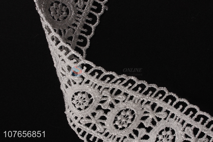 Pretty soft white lace trim ribbon for garment decoration