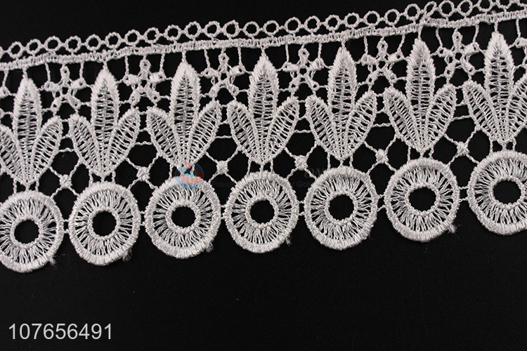Factory price new style white lace ribbon for dressing decoration