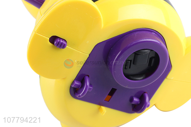 Low price wholesale singing cartoon bee toy electronic toy