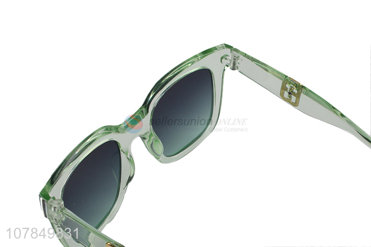 Best Selling Plastic Sunglasses Fashion Eyeglasses