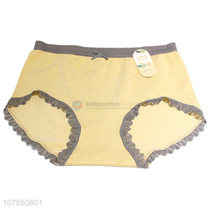 Wholesale yellow cotton lace trim seamless panties