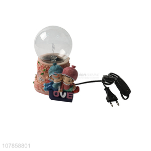 China supplier room decor resin couple doll statue static plasma ball lamp