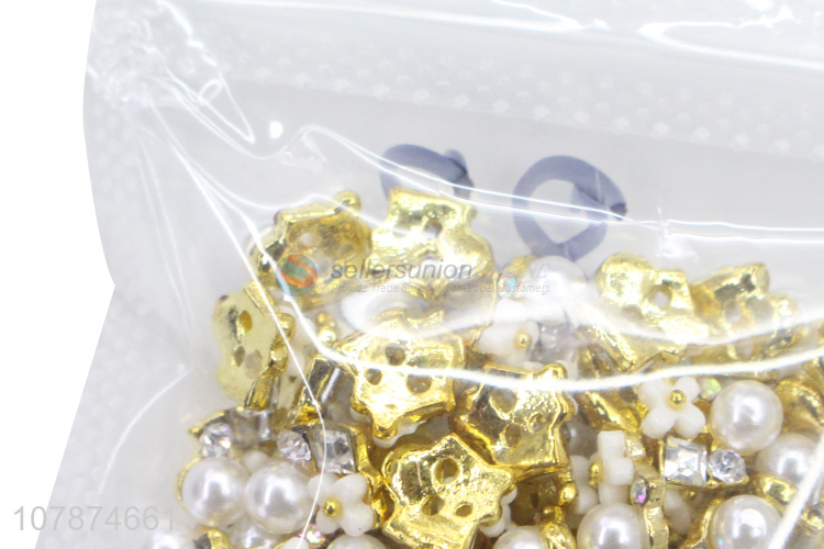 Yiwu Wholesale Golden Metal Nail Art Jewelry Nail Sticker Rhinestone